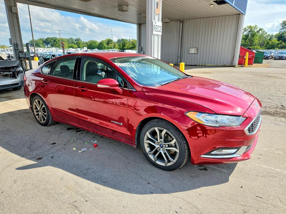 Photo 4 from auction – 2017 FORD FUSION with VIN 3FA6P0LU3HR272922