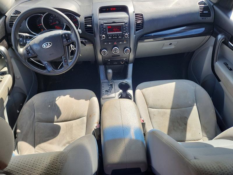 Photo 8 from auction – 2012 KIA SORENTO with VIN 5XYKTCA63CG297882