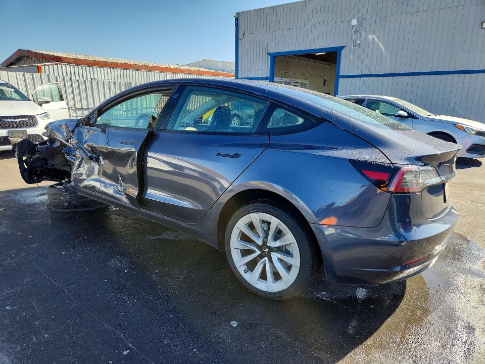 Photo 2 from auction – 2022 TESLA MODEL 3 with VIN 5YJ3E1EA8NF371227