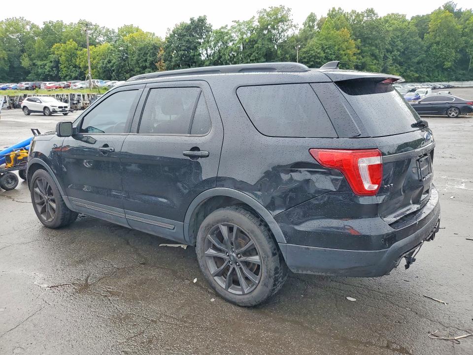Photo 2 from auction – 2017 FORD EXPLORER with VIN 1FM5K8D80HGA92272