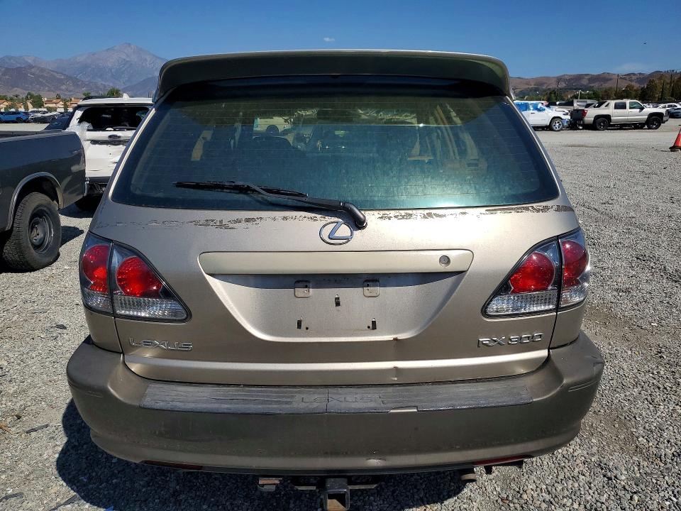 Photo 6 from auction – 2002 LEXUS RX with VIN JTJHF10U020280156