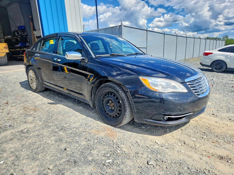 Photo 4 from auction – 2013 CHRYSLER 200 with VIN 1C3CCBCG8DN667369