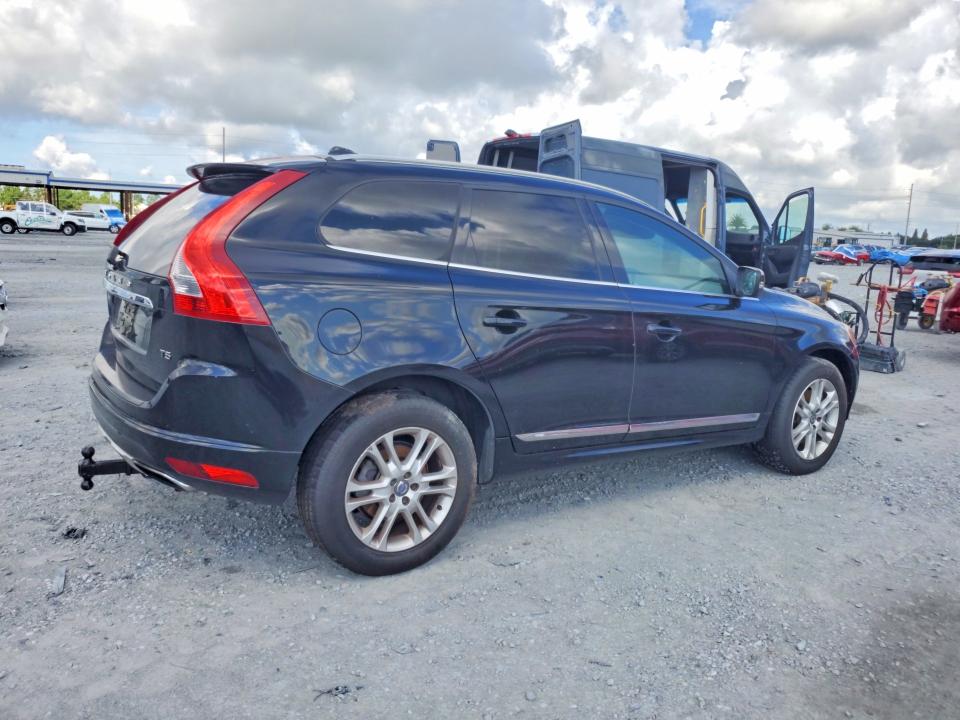 Photo 3 from auction – 2015 VOLVO XC60 with VIN YV440MDK0F2733079