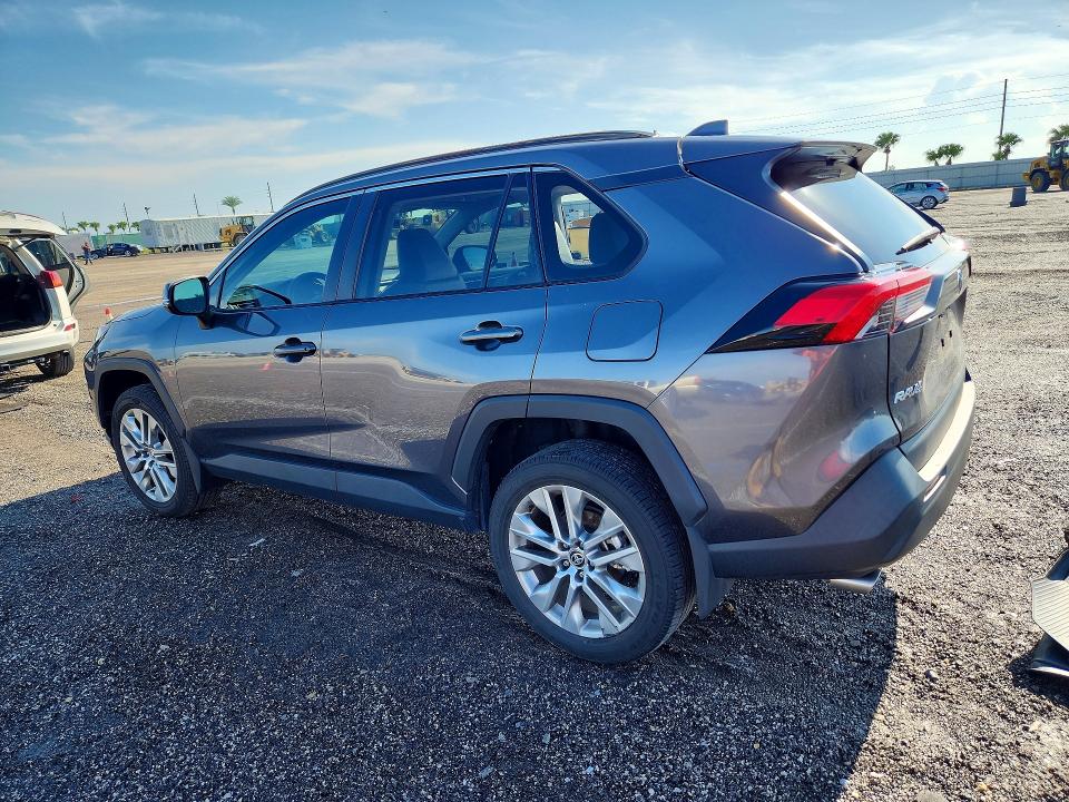 Снимка 2 от търг – 2024 TOYOTA RAV4 с VIN 2T3C1RFV2RC264574