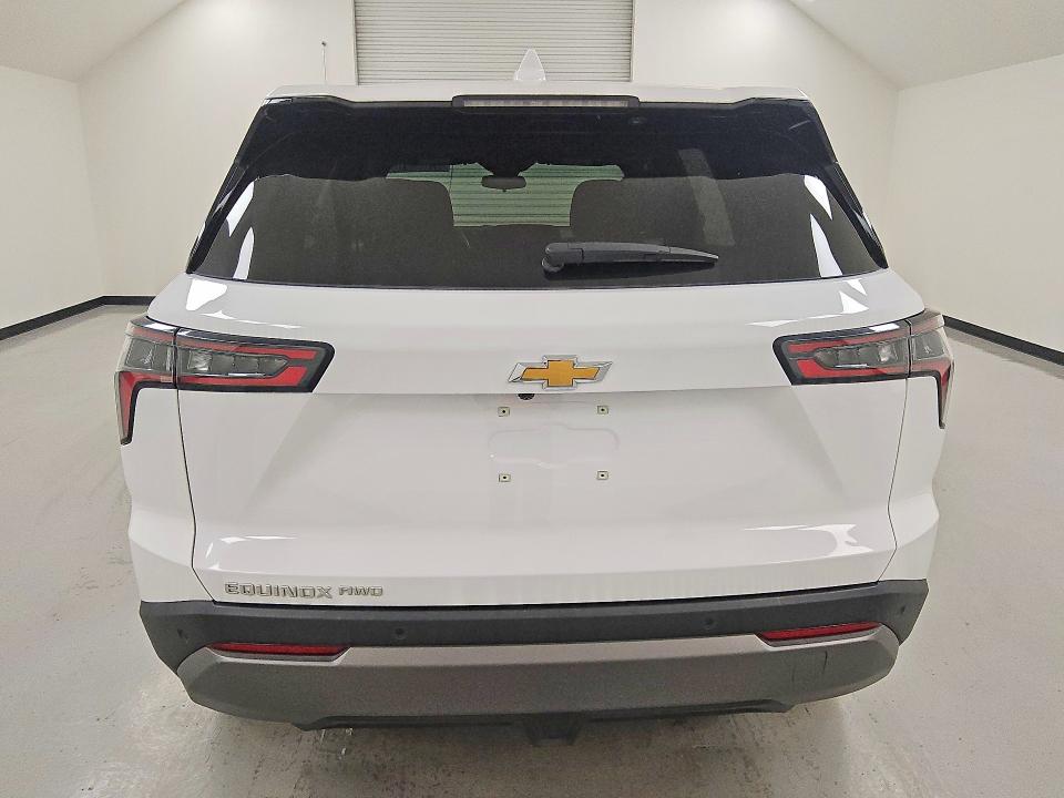 Photo 6 from auction – 2025 CHEVROLET EQUINOX with VIN 3GNAXPEG8SL323370