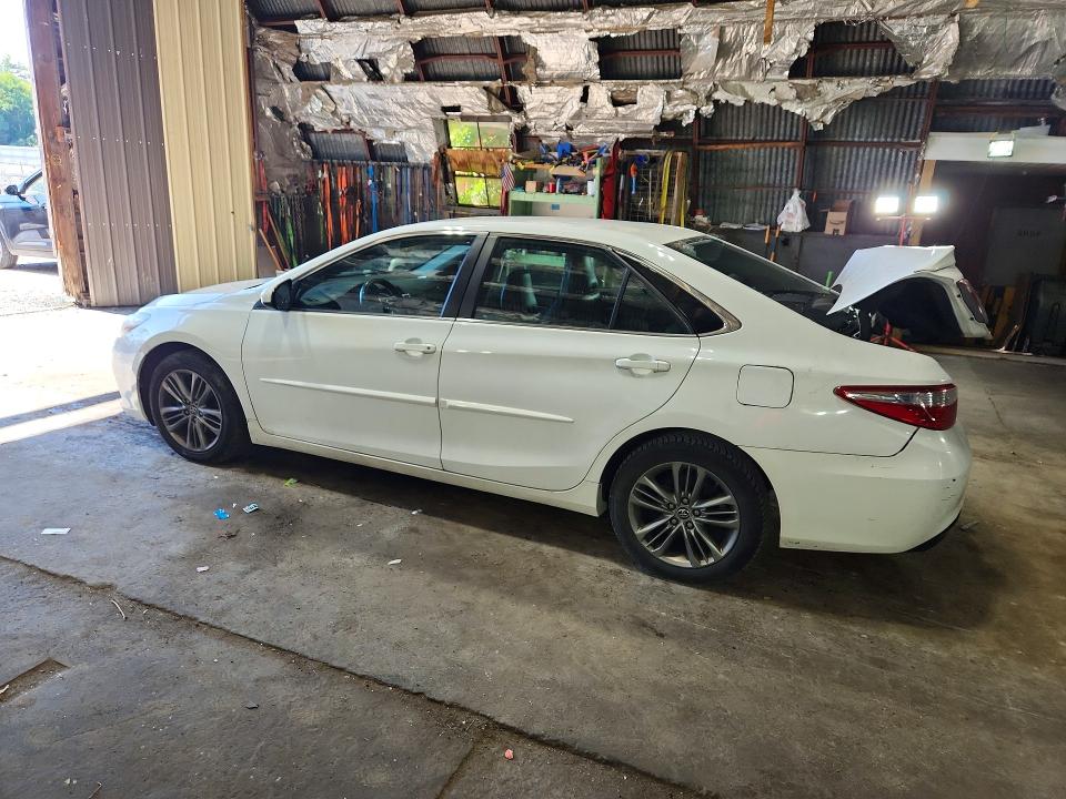 Photo 2 from auction – 2015 TOYOTA CAMRY with VIN 4T1BF1FK7FU104553