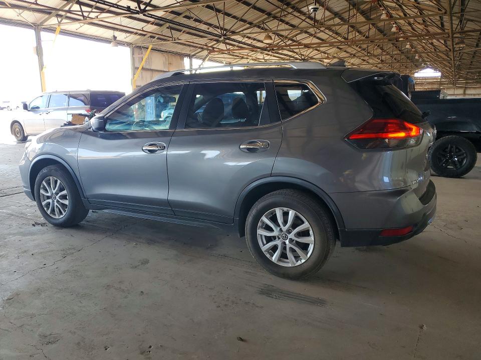 Photo 2 from auction – 2017 NISSAN ROGUE with VIN JN8AT2MV8HW010849