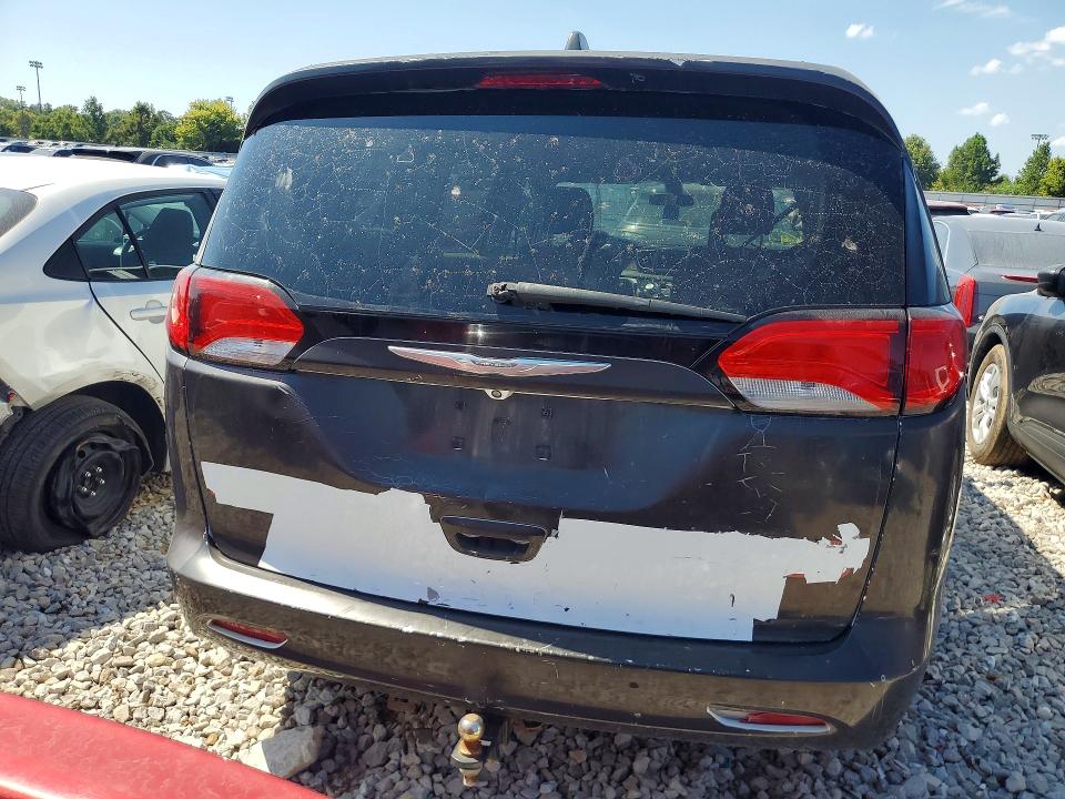 Photo 6 from auction – 2018 CHRYSLER PACIFICA with VIN 2C4RC1AG6JR125298