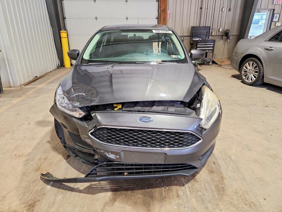 صورة رقم 5 من المزاد - 2018 FORD FOCUS مع VIN 1FADP3K22JL315627