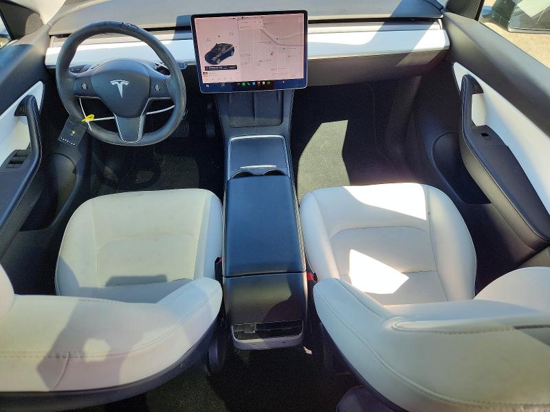 Foto 8 de la subasta – 2021 TESLA MODEL Y con VIN 5YJYGDEE0MF145153