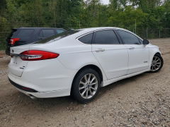 Photo 3 from auction – 2017 FORD FUSION with VIN 3FA6P0LU7HR303542