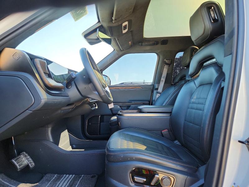Photo 7 from auction – 2025 RIVIAN R1S with VIN 7PDSGCBP4SN057929