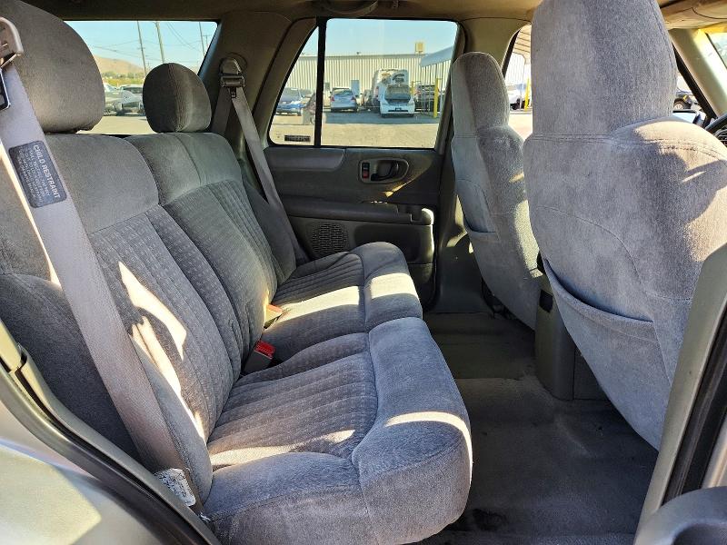 Photo 11 from auction – 1999 CHEVROLET BLAZER with VIN 1GNCS13W6X2221895