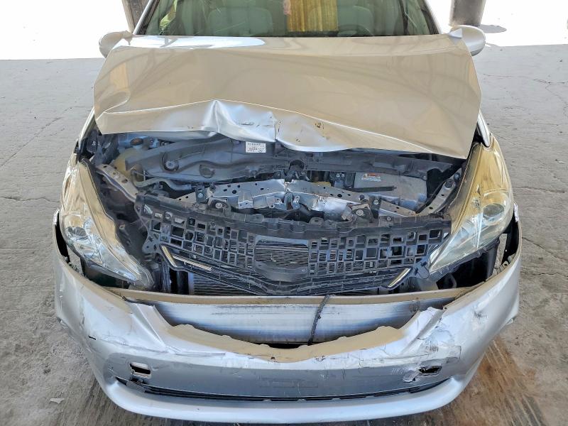 Photo 11 from auction – 2014 TOYOTA PRIUS V with VIN JTDZN3EUXE3327078