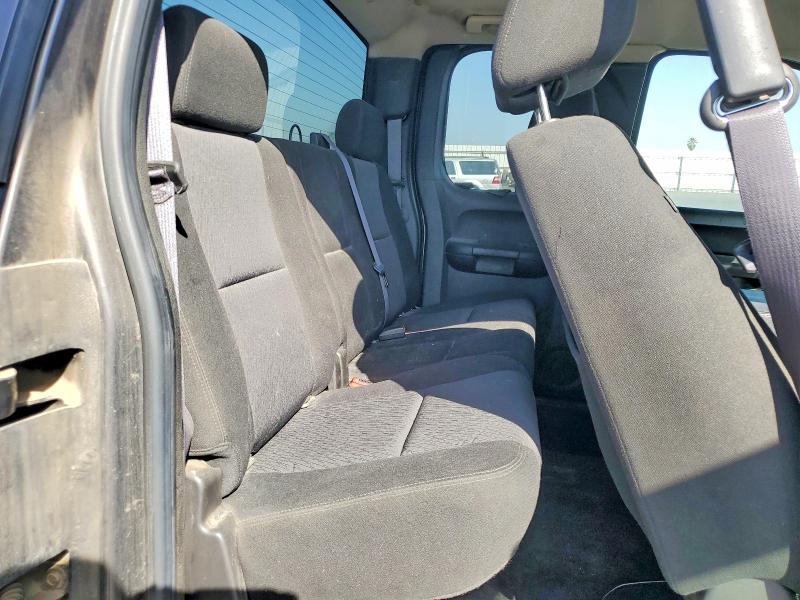Photo 10 from auction – 2011 CHEVROLET SILVERADO with VIN 1GCRKSE39BZ353934