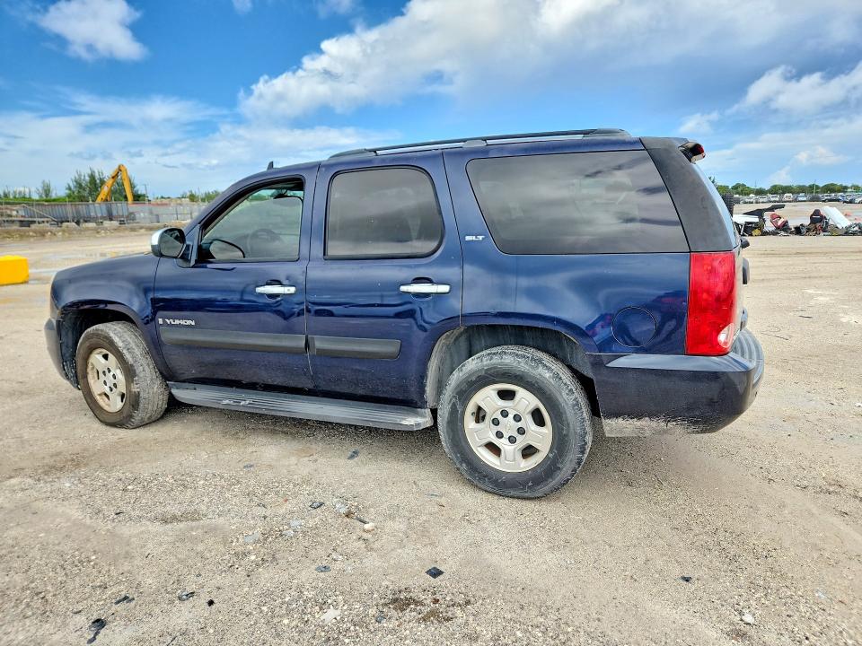 Снимка 2 от търг – 2008 GMC YUKON с VIN 1GKFC13J78R123771