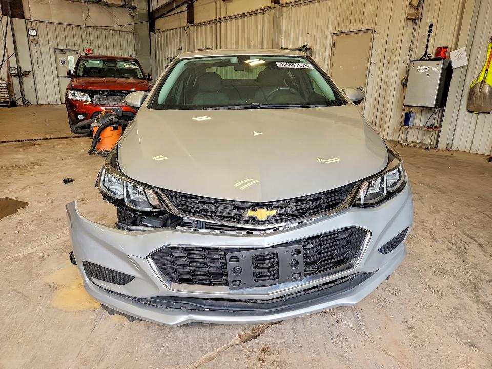 Photo 5 from auction – 2017 CHEVROLET CRUZE with VIN 3G1BC5SMXHS522368