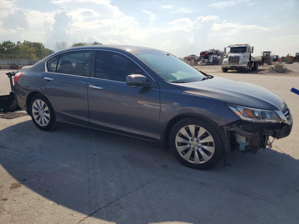 Foto 4 de la subasta – 2015 HONDA ACCORD con VIN 1HGCR2F85FA263293