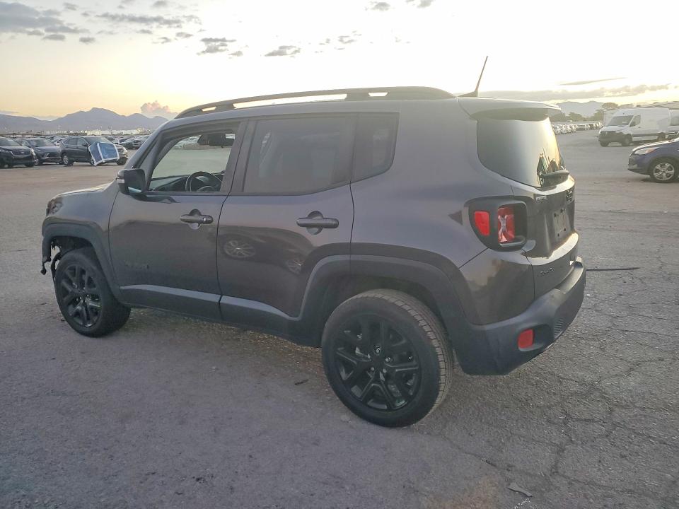 Снимка 2 от търг – 2018 JEEP RENEGADE с VIN ZACCJBBB5JPH07093