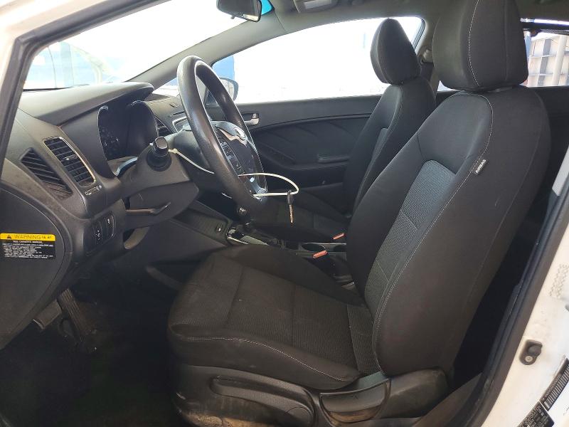 Photo 7 from auction – 2017 KIA FORTE5 with VIN KNAFK5A85H5682195