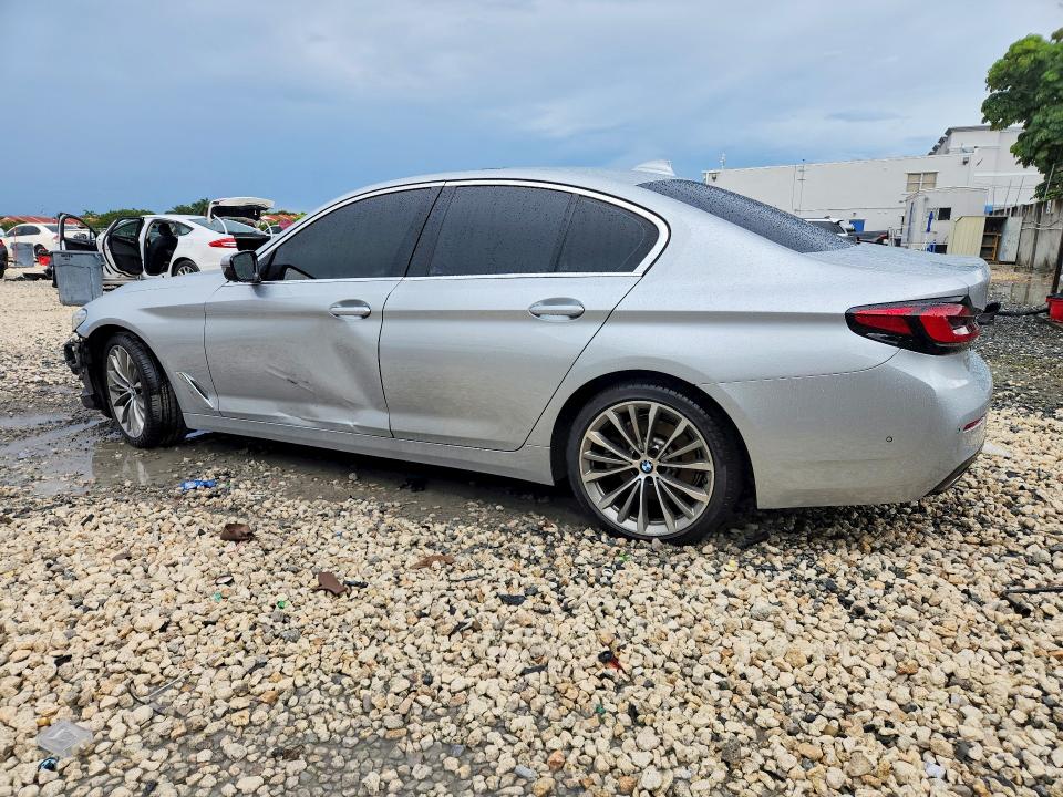 صورة رقم 2 من المزاد - 2021 BMW 530 مع VIN WBA53BH02MWX08005