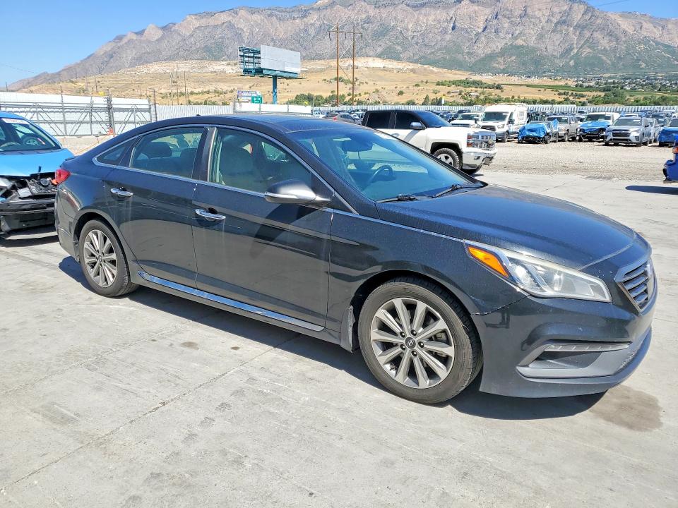 Photo 4 from auction – 2016 HYUNDAI SONATA with VIN 5NPE34AF4GH346119