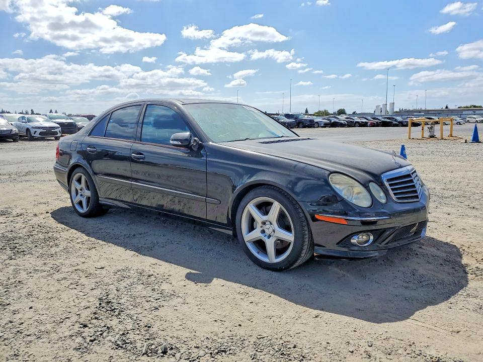Photo 4 from auction – 2009 MERCEDES-BENZ E with VIN WDBUF56X49B422631