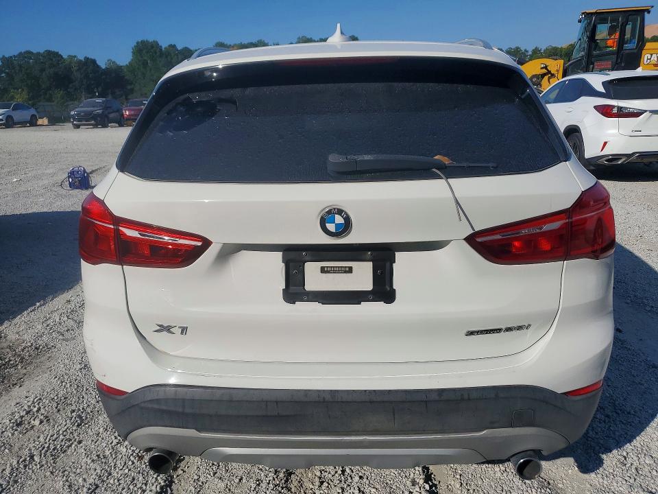Photo 6 from auction – 2018 BMW X1 with VIN WBXHU7C32J5L07585