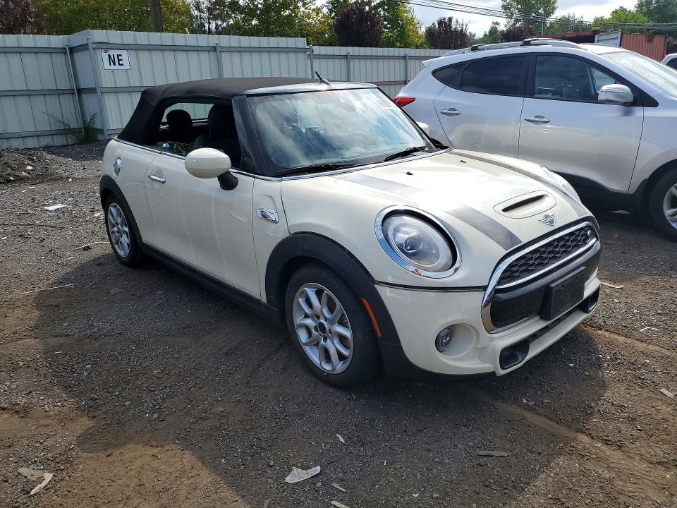Photo 4 from auction – 2020 MINI COOPER with VIN WMWWJ5C05L3L36839