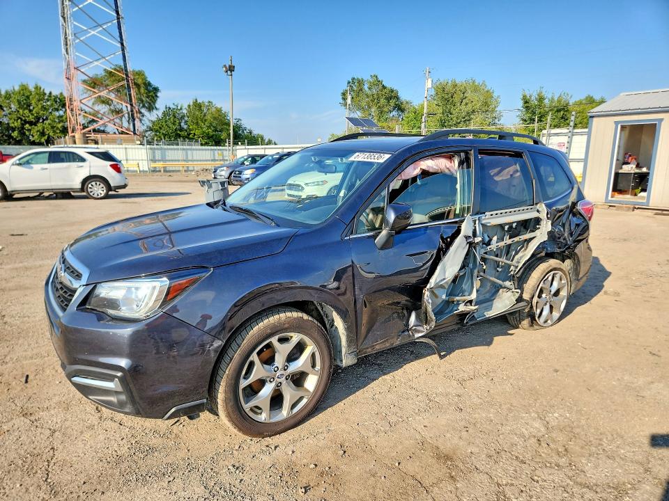 SUBARU FORESTER 2017 with VIN JF2SJAWC1HH588633 - Photo from auction