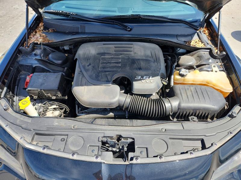 Photo 11 from auction – 2019 CHRYSLER 300 with VIN 2C3CCABG6KH548432
