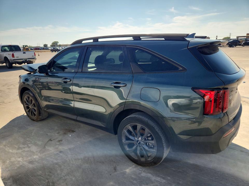 Photo 2 from auction – 2023 KIA SORENTO with VIN 5XYRHDLF2PG199757