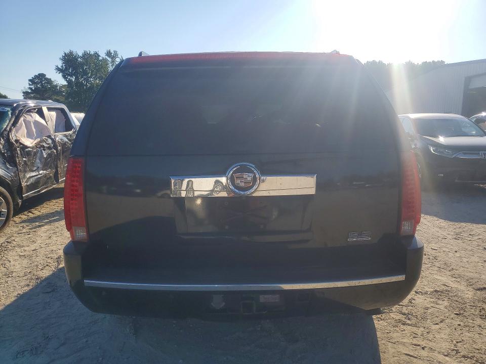 Photo 6 from auction – 2007 CADILLAC ESCALADE with VIN 1GYFK63827R357947