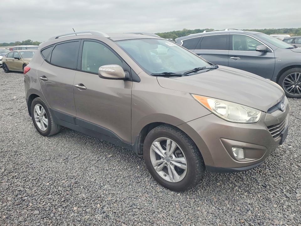 Снимка 4 от търг – 2013 HYUNDAI TUCSON с VIN KM8JU3AC8DU557493