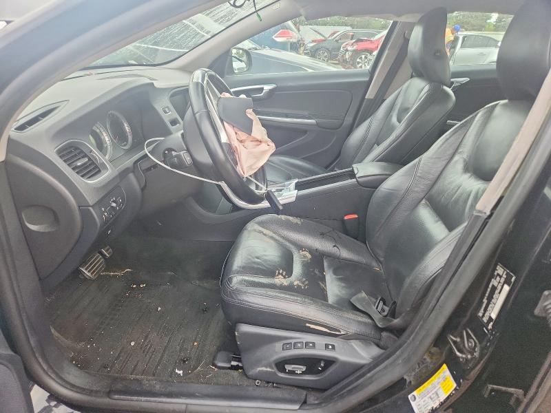 Photo 7 from auction – 2011 VOLVO S60 with VIN YV1902FH5B2014915