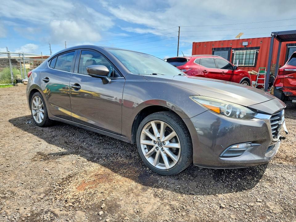 Снимка 4 от търг – 2017 MAZDA 3 с VIN 3MZBN1V78HM117420