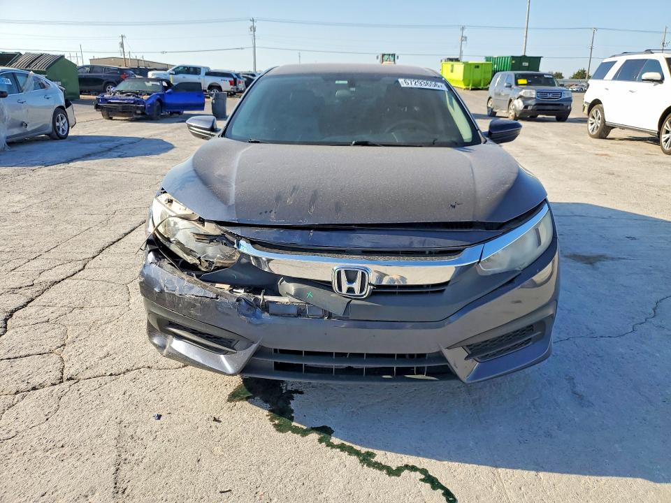 Photo 5 from auction – 2017 HONDA CIVIC with VIN 2HGFC2F50HH503746
