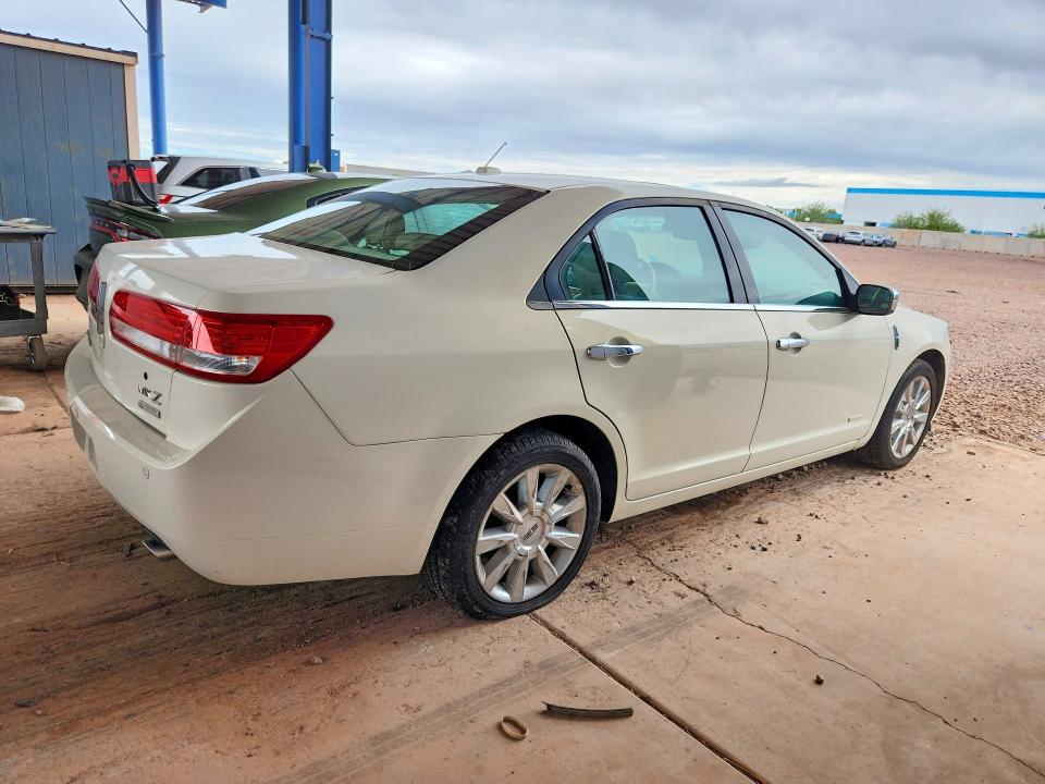 Photo 3 from auction – 2012 LINCOLN MKZ with VIN 3LNDL2L38CR837069