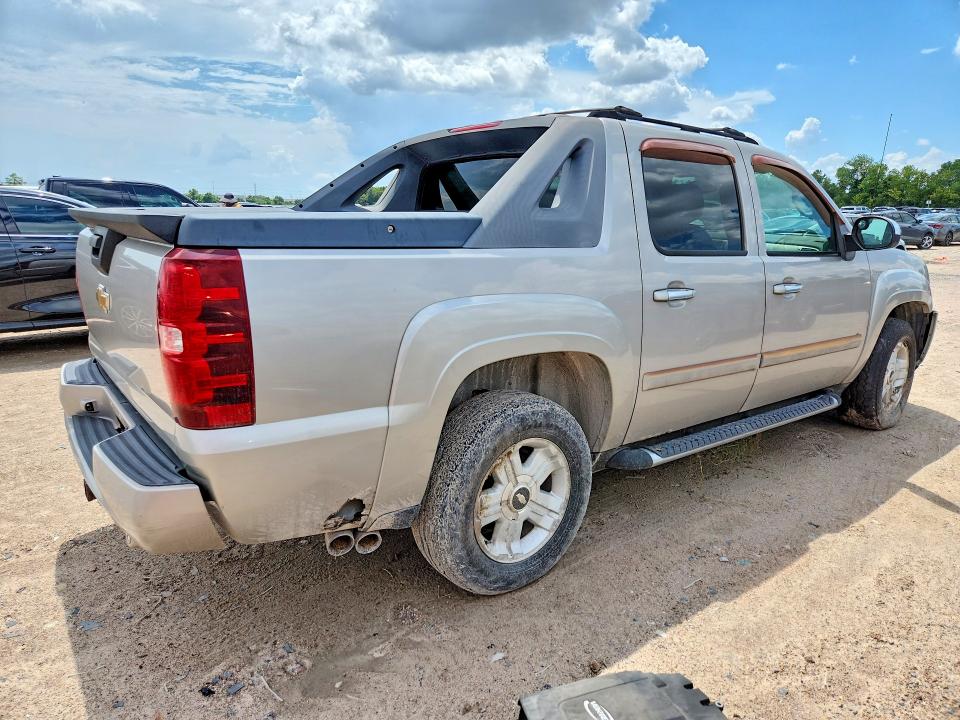 Photo 3 from auction – 2007 CHEVROLET AVALANCHE with VIN 3GNFK12307G225159