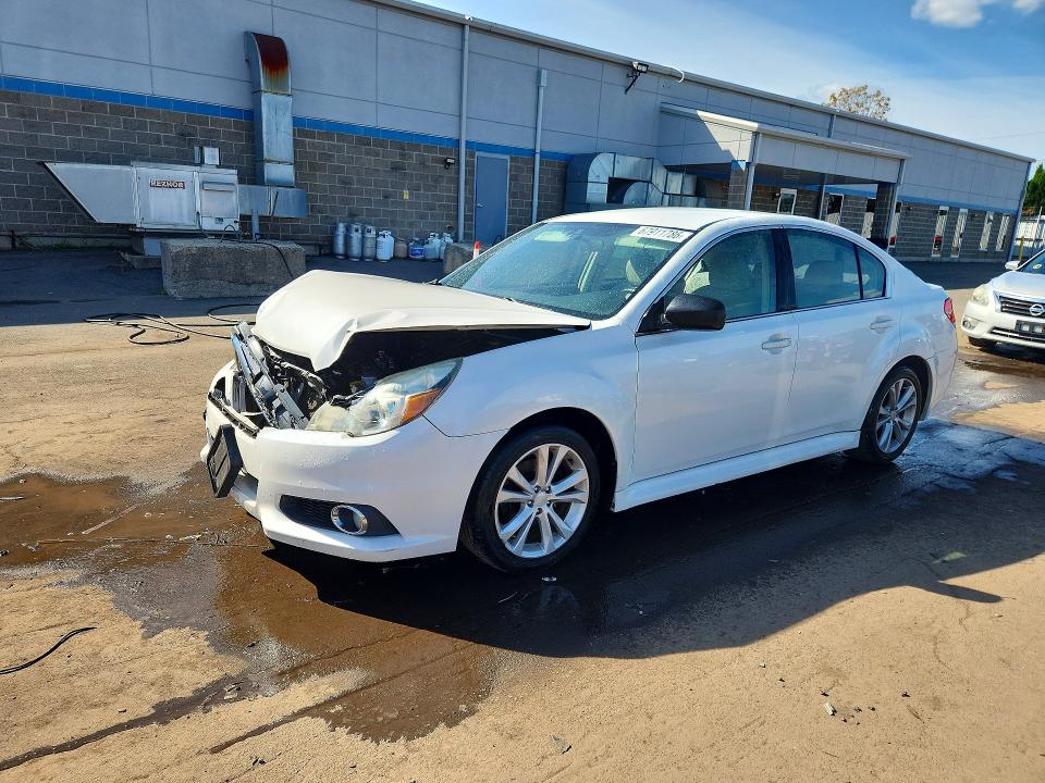 SUBARU LEGACY 2014 with VIN 4S3BMBA65E3033318 - Photo from auction