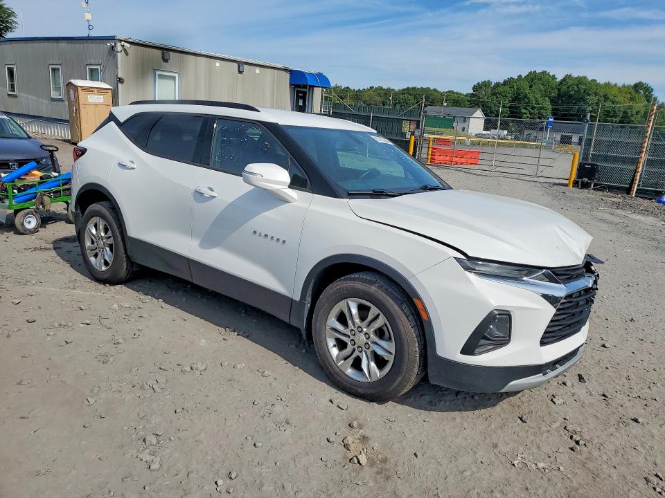Photo 4 from auction – 2020 CHEVROLET BLAZER with VIN 3GNKBHRS8LS543333