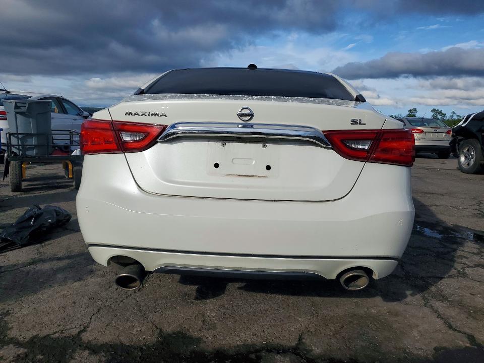 Foto 6 de la subasta – 2017 NISSAN MAXIMA con VIN 1N4AA6AP4HC444305