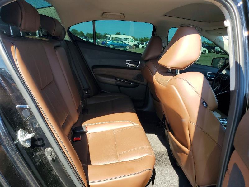 Photo 10 from auction – 2018 ACURA TLX with VIN 19UUB2F70JA005479