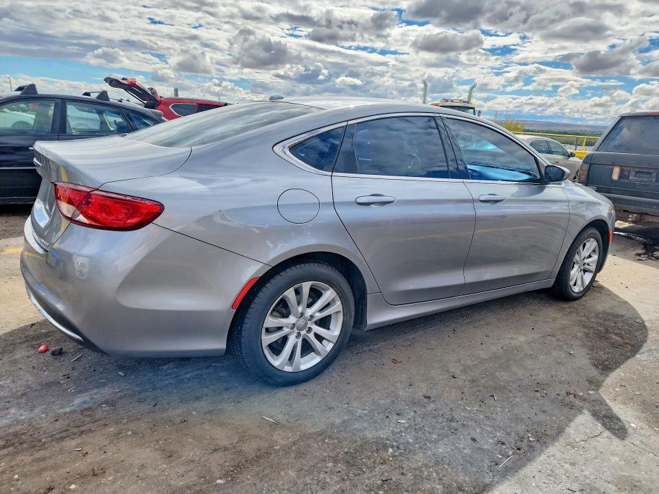 صورة رقم 3 من المزاد - 2015 CHRYSLER 200 مع VIN 1C3CCCAB4FN535287