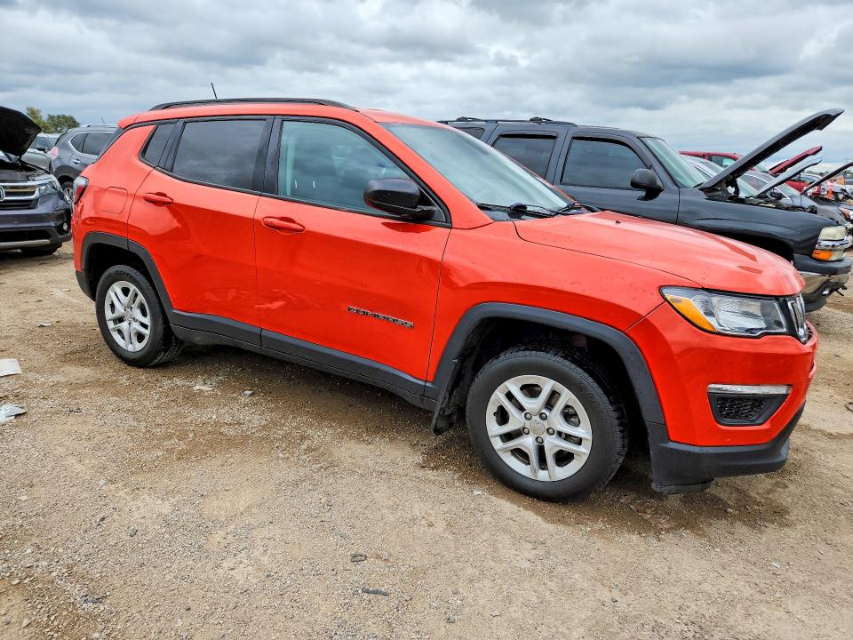 Zdjęcie 4 z aukcji – 2018 JEEP COMPASS z VIN 3C4NJCABXJT286111