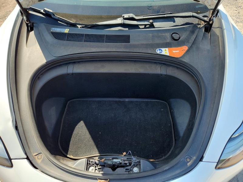 Photo 11 from auction – 2018 TESLA MODEL 3 with VIN 5YJ3E1EA7JF019637