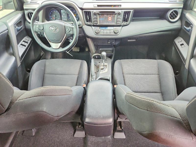 Photo 8 from auction – 2017 TOYOTA RAV4 with VIN 2T3WFREV9HW338876