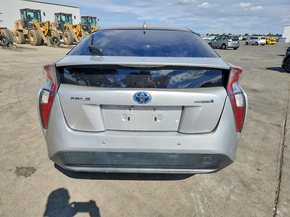 Photo 6 from auction – 2017 TOYOTA PRIUS with VIN JTDKBRFU6H3041731