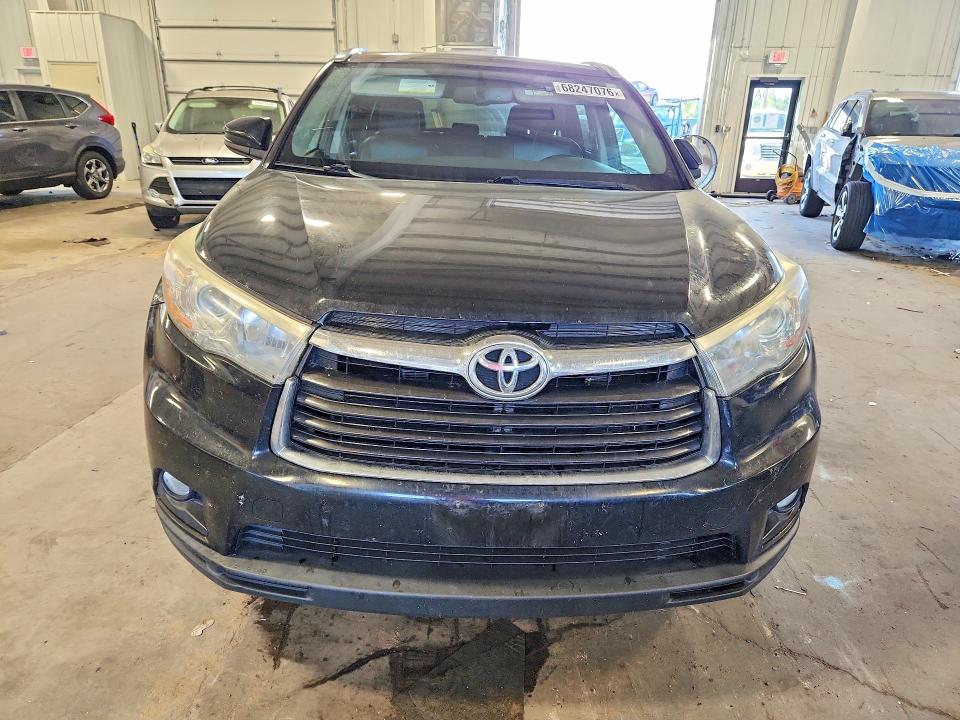 Снимка 5 от търг – 2015 TOYOTA HIGHLANDER с VIN 5TDJKRFH2FS159155