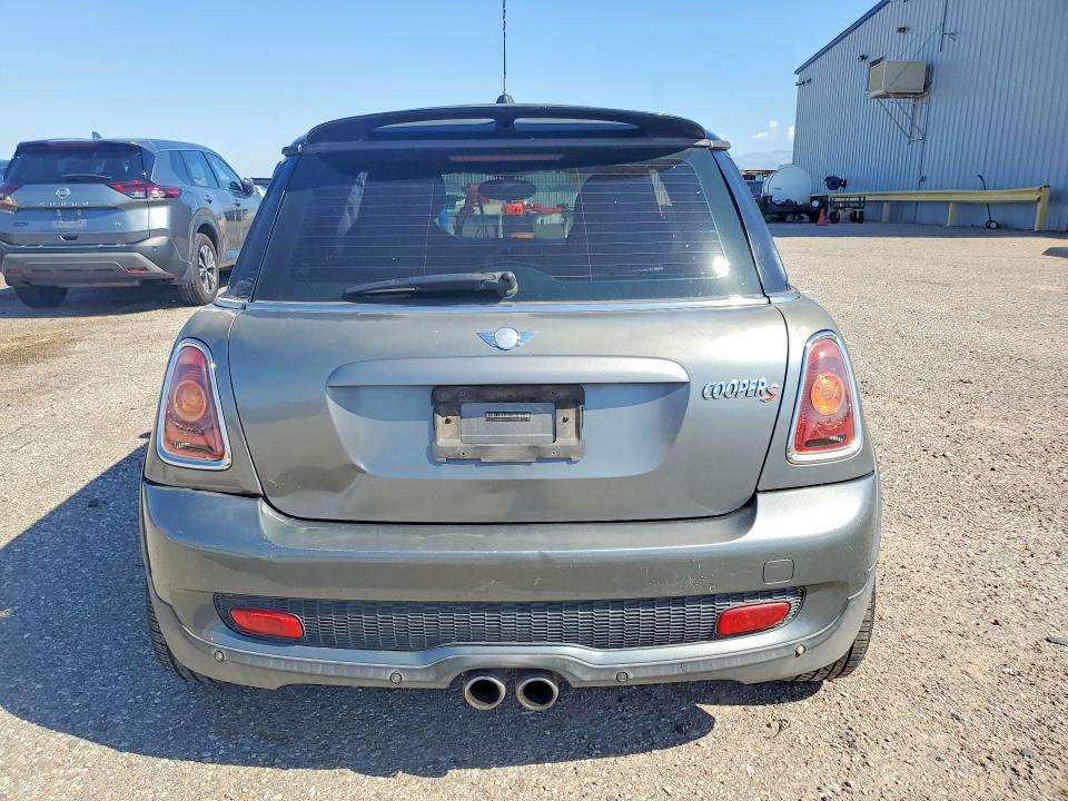 Zdjęcie 6 z aukcji – 2007 MINI COOPER z VIN WMWMF73547TT83785